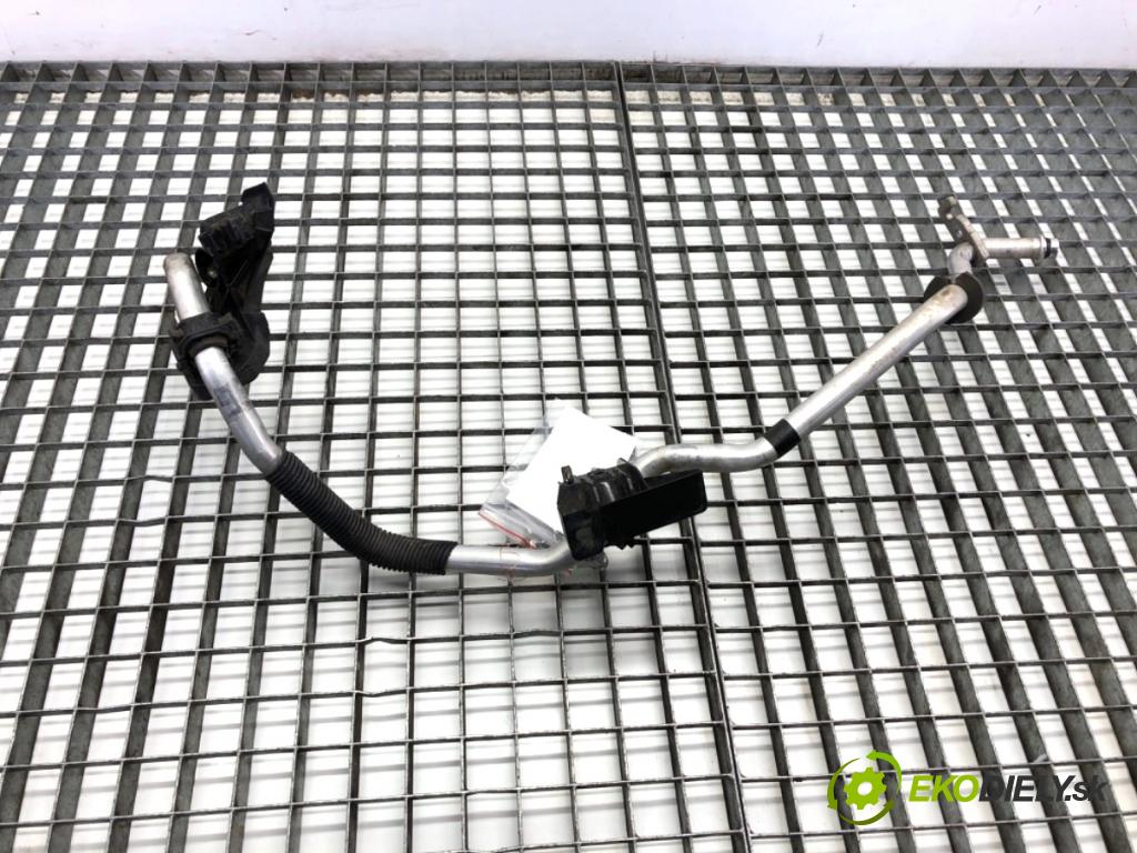 LEXUS NX SUV 2018 114 kW 300h AWD (AYZ15_) 2494 rúrka klimatizácie  (Rúrka klimatizácie)