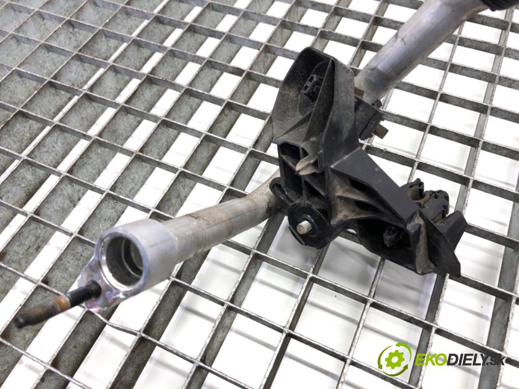 LEXUS NX SUV 2018 114 kW 300h AWD (AYZ15_) 2494 rúrka klimatizácie  (Rúrka klimatizácie)