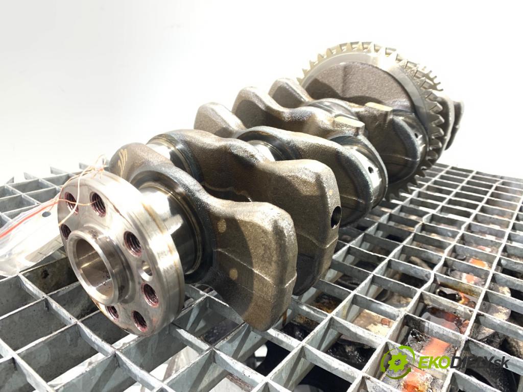 LEXUS NX SUV 2018 114 kW 300h AWD (AYZ15_) 2494 Kardaň, hriadeľ KLIKA: 2AR (Blok motora ostatné)