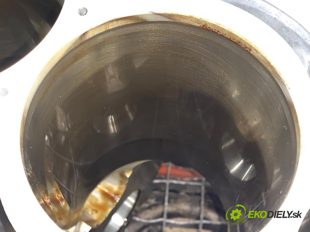 LEXUS NX SUV 2018 114 kW 300h AWD (AYZ15_) 2494 blok Motor 2AR (Blok motora)