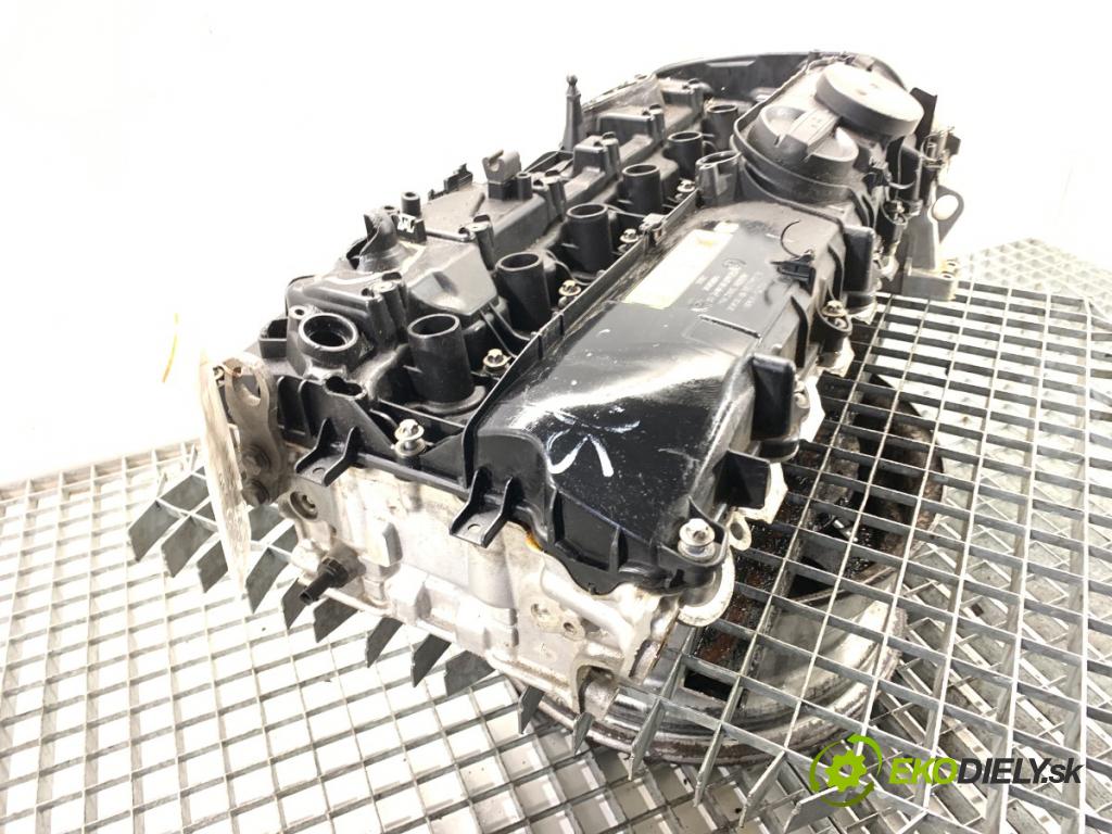 BMW F30 sedan 2017 240 kW 340 i xDrive 2998 Hlava valcov B58B30A (Hlava valcov)