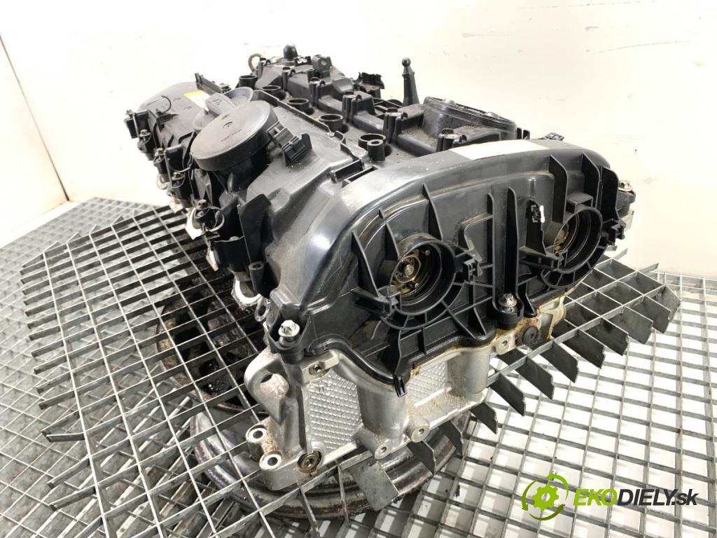 BMW F30 sedan 2017 240 kW 340 i xDrive 2998 Hlava valcov B58B30A (Hlava valcov)