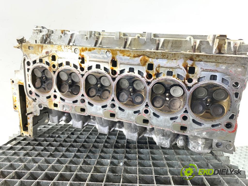 BMW F30 sedan 2017 240 kW 340 i xDrive 2998 Hlava valcov B58B30A (Hlava valcov)