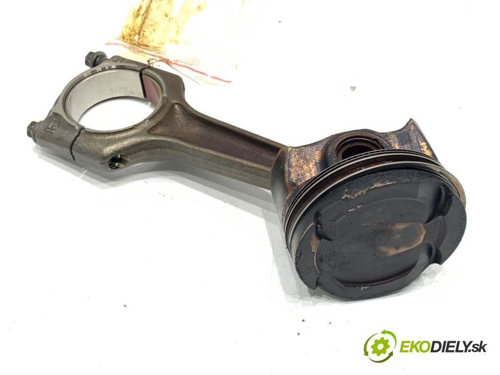 BMW F30 sedan 2017 240 kW 340 i xDrive 2998 PIEST: ojnica 7620971 (Piest)