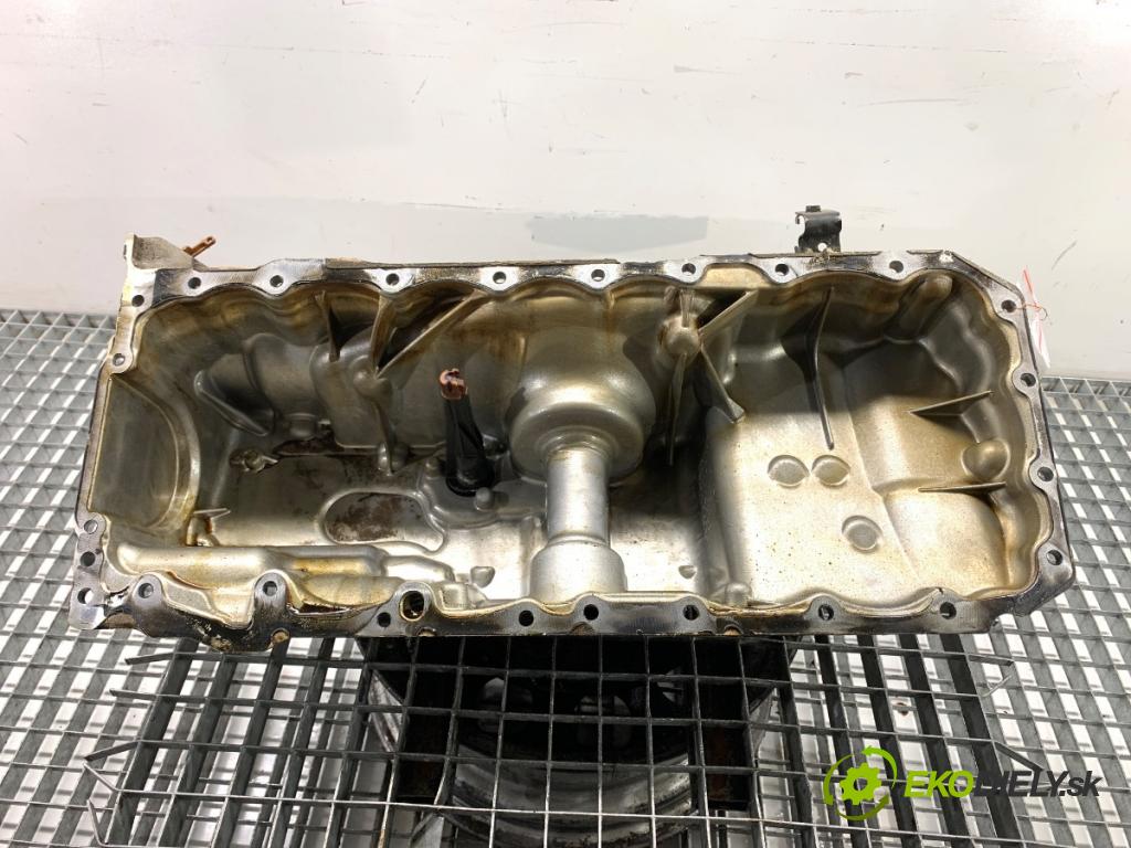 BMW F30 sedan 2017 240 kW 340 i xDrive 2998 MISKA: olejová 8624381 B58B30A (Olejová vaňa)