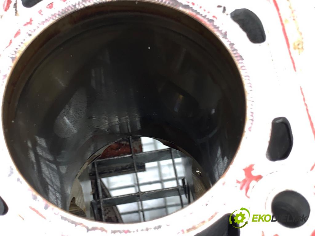 BMW F30 sedan 2017 240 kW 340 i xDrive 2998 blok Motor 8602099 B58B30A (Blok motora)