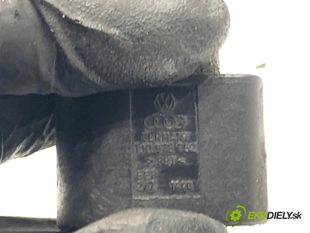 VW TRANSPORTER T5 Autobus 2003 96 kW 2.5 TDI 2461 Ventilátor klimatizácie  (Ventilátor chladiča klimatizácie)