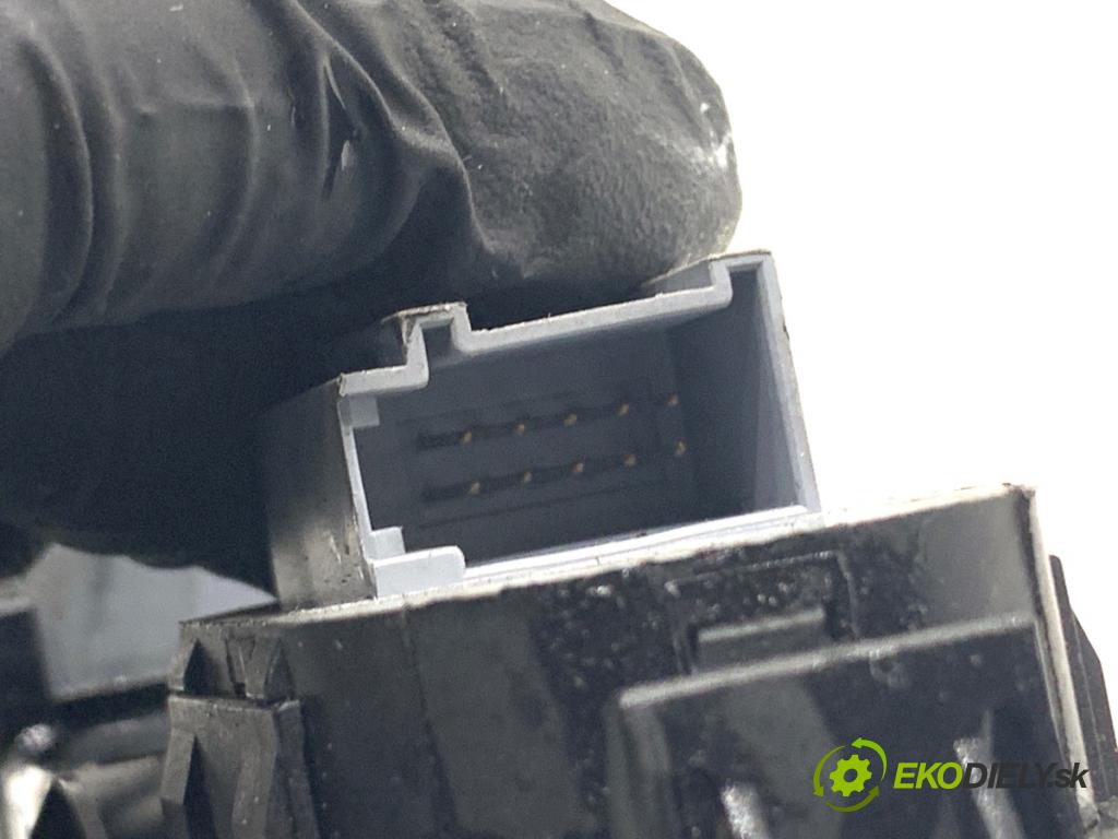 VW TRANSPORTER T5 Autobus 2003 96 kW 2.5 TDI 2461 Prepínač okien 7H5959539F (Prepínacie páčky pod volantom)