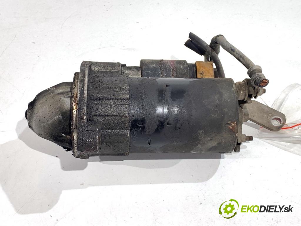 AUDI A4 B6 sedan 2003 75 kW 1.6 1595 startér 0001107077 (Startér)