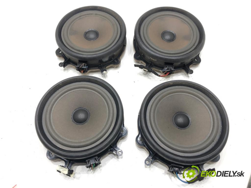 AUDI A4 B6 sedan 2003 75 kW 1.6 1595 reproduktory 8E0035411