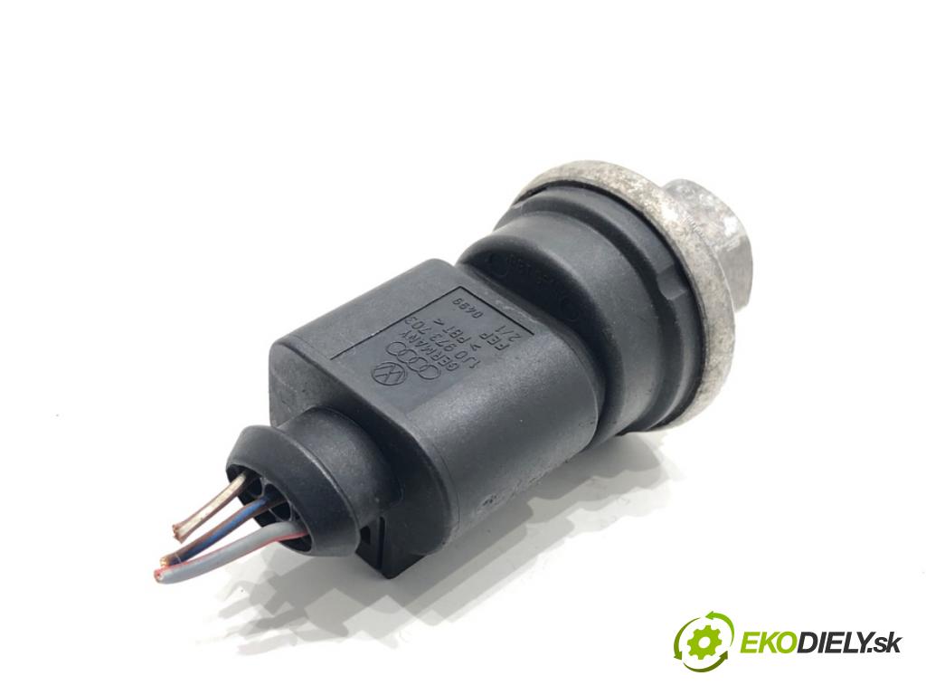 AUDI A4 B6 sedan 2003 75 kW 1.6 1595 Snímač klimatizácie  (Snímač klimatizácie)