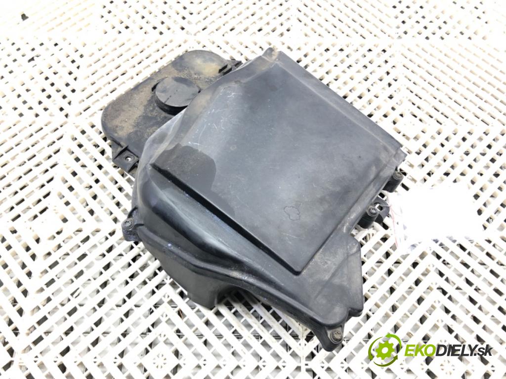 AUDI A4 B6 sedan 2003 75 kW 1.6 1595 Obal riadiacej jednotky 