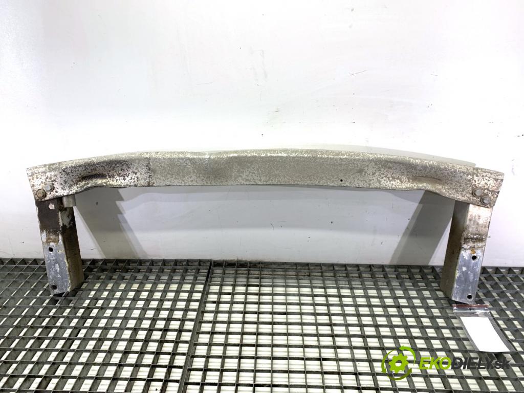 AUDI Q5 8R SUV 2012 165 kW 2.0 TFSI quattro 1984 výztuha nárazníka zadní část  (Zadní výztuha)