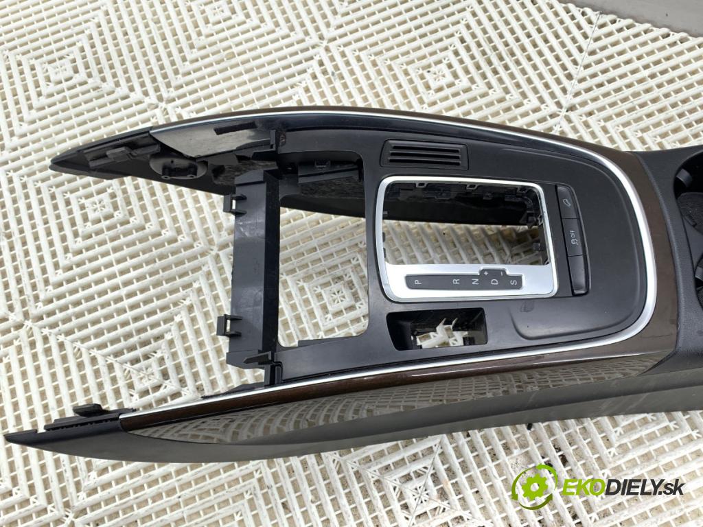 AUDI Q5 8R SUV 2012 165 kW 2.0 TFSI quattro 1984 Tunel středový 8R0864981 (Středový tunel)