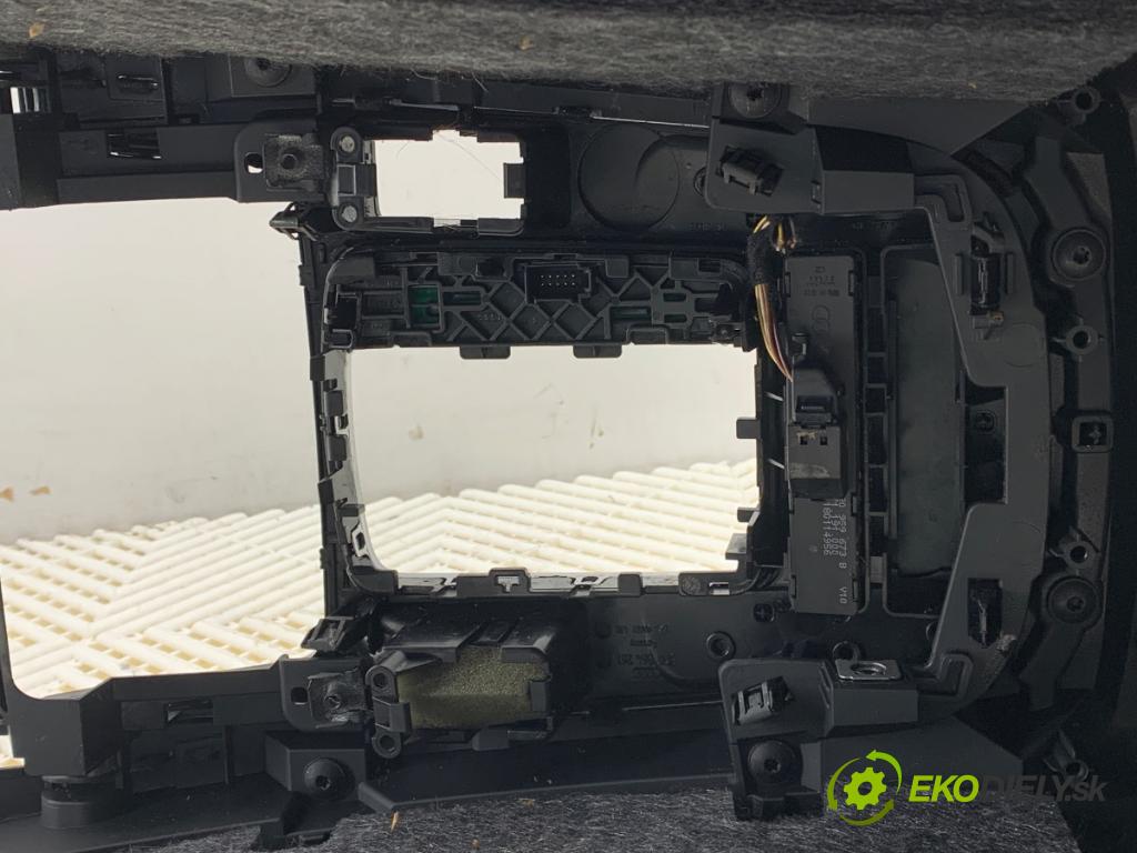 AUDI Q5 8R SUV 2012 165 kW 2.0 TFSI quattro 1984 Tunel středový 8R0864981 (Středový tunel)