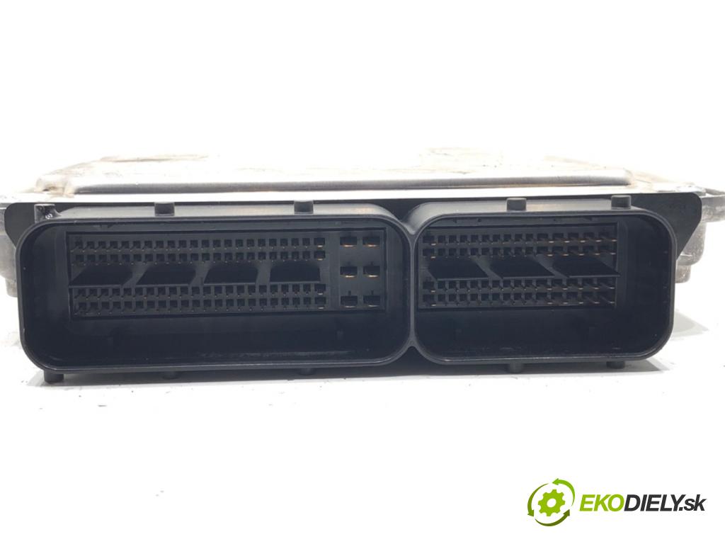 AUDI Q5 8R SUV 2012 165 kW 2.0 TFSI quattro 1984 riadiaca jednotka Motor 8R0907115P (Riadiaca jednotka)