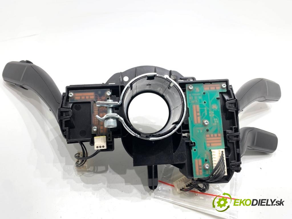 AUDI Q5 8R SUV 2012 165 kW 2.0 TFSI quattro 1984 Prepínač kombinovaný 8K0953502BK (Prepínacie páčky pod volantom)