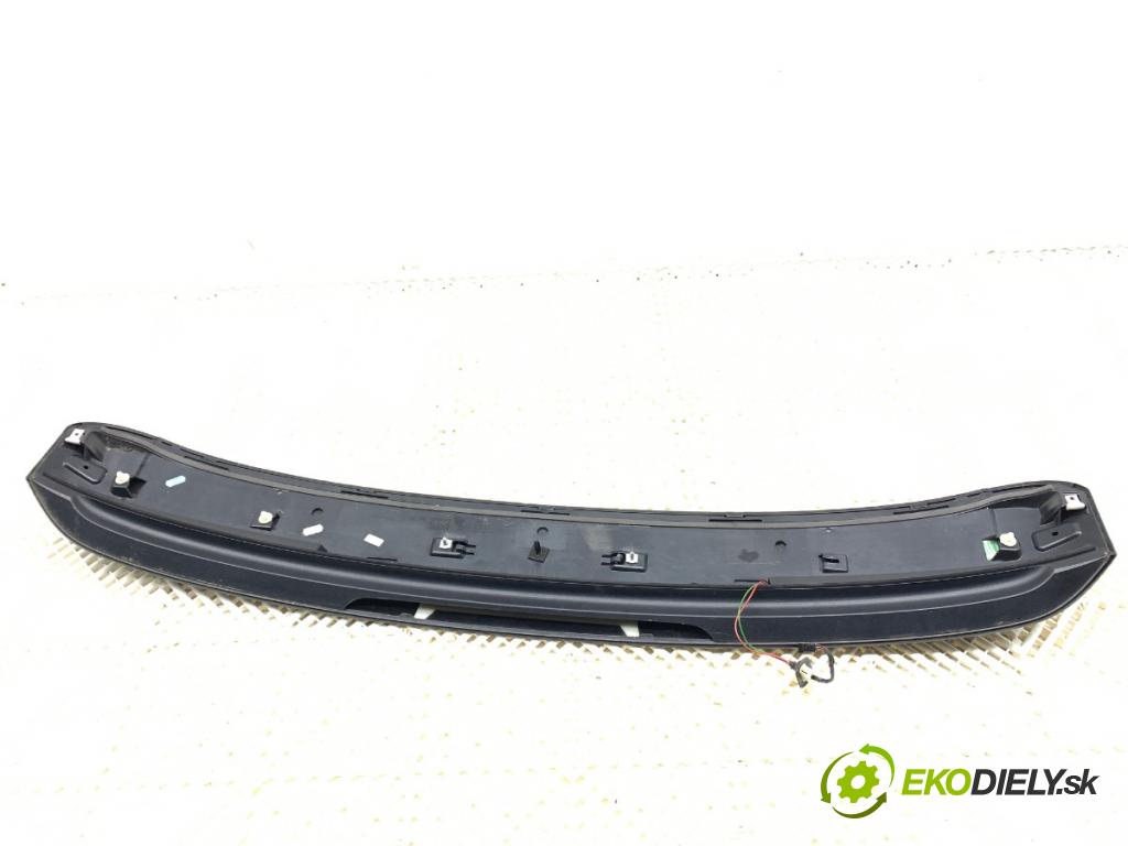 AUDI Q5 8R SUV 2012 165 kW 2.0 TFSI quattro 1984 Spoiler 8R0827933A (Spoiler)
