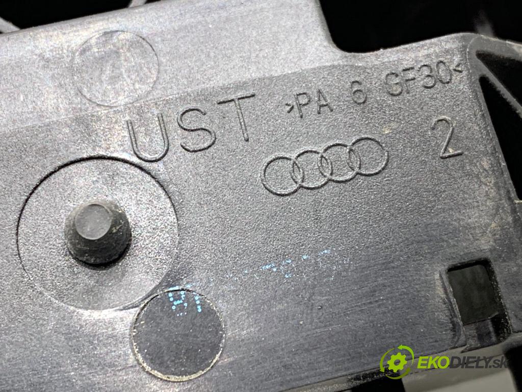AUDI Q5 8R SUV 2012 165 kW 2.0 TFSI quattro 1984 Kľučka vonkajšia ľavy predný