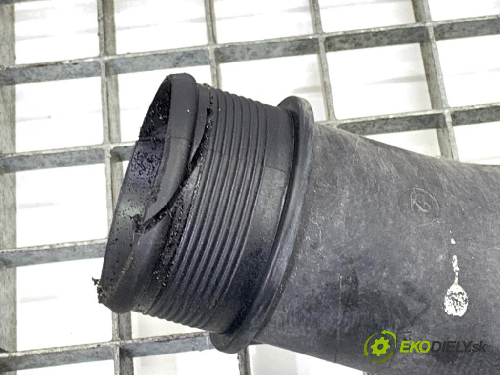 AUDI Q5 8R SUV 2012 165 kW 2.0 TFSI quattro 1984 intercooler 8K0145805G (Intercooler (chladič nasávaného vzduchu))