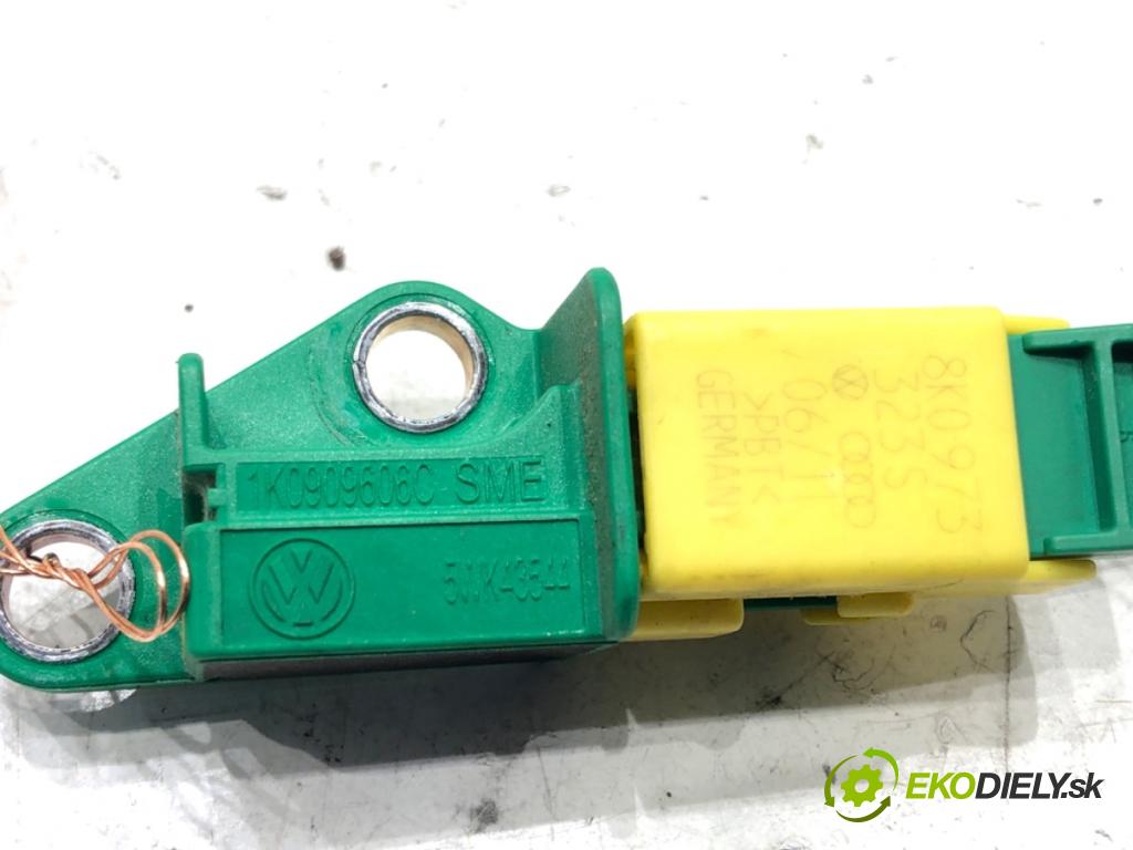 AUDI Q5 8R SUV 2012 165 kW 2.0 TFSI quattro 1984 Snímač nárazu 1K0909606C (Snímač nárazu)