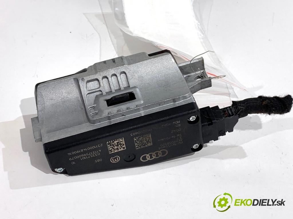 AUDI Q5 8R SUV 2012 165 kW 2.0 TFSI quattro 1984 blokáda volantu 8K0905852D (Řízení ostatní)