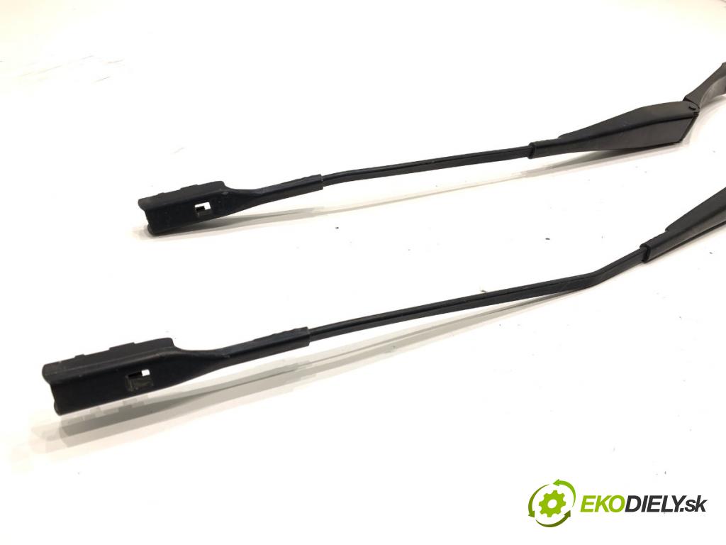 AUDI Q5 8R SUV 2012 165 kW 2.0 TFSI quattro 1984 ramena stěrače přední část 392125707