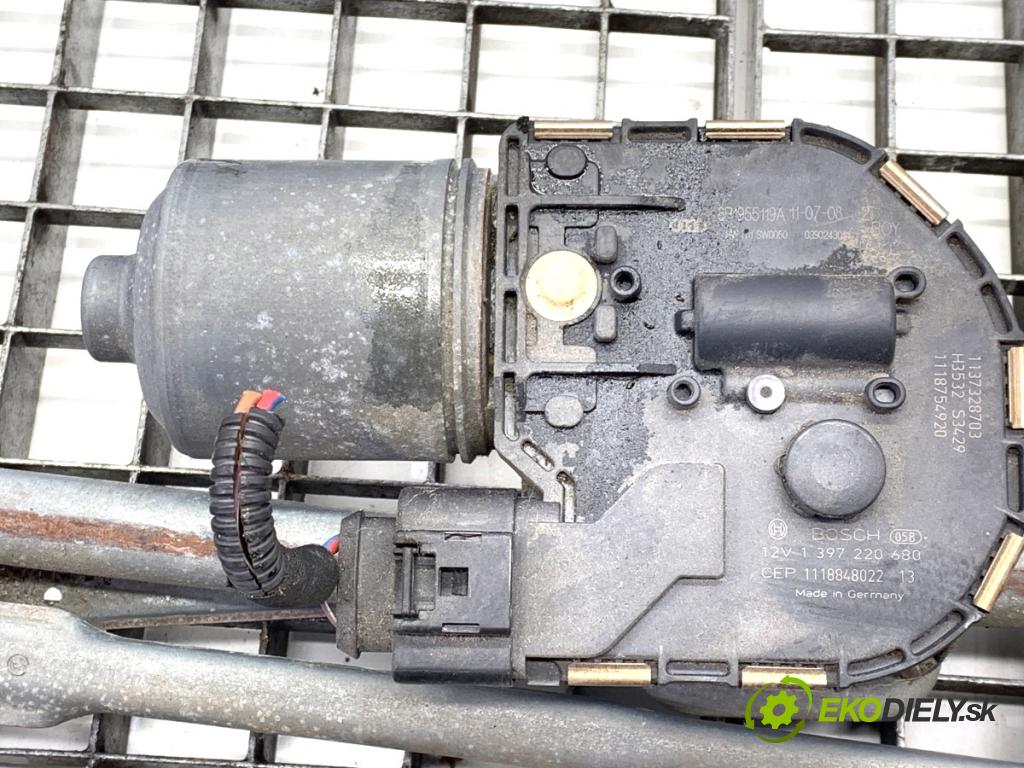 AUDI Q5 8R SUV 2012 165 kW 2.0 TFSI quattro 1984 Mechanizmus stieračov predný 8R1955023D (Motorček stieračov predný)