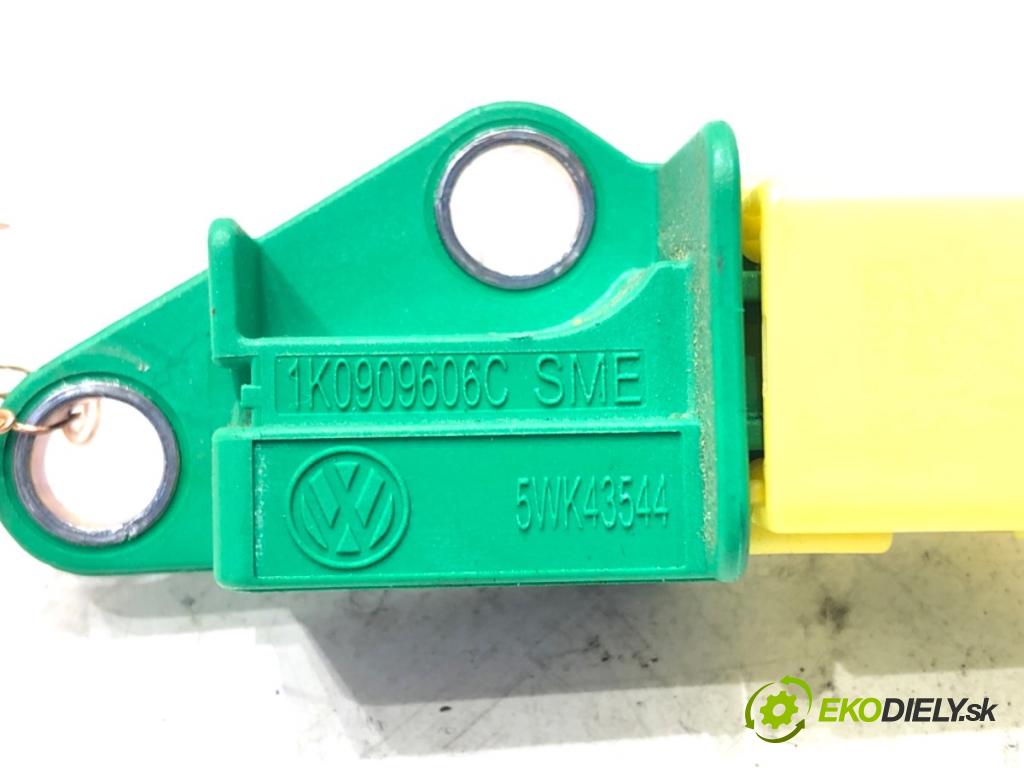 AUDI Q5 8R SUV 2012 165 kW 2.0 TFSI quattro 1984 Snímač nárazu 1K0909606C (Snímač nárazu)