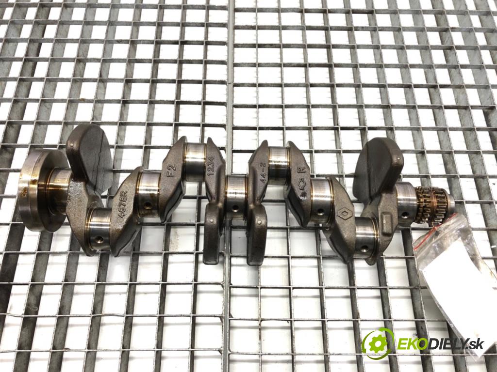 RENAULT CAPTUR I liftback 2018 87 kW 1.2 TCe 120 1197 Kardaň, hriadeľ KLIKA: 4678R (Blok motora ostatné)