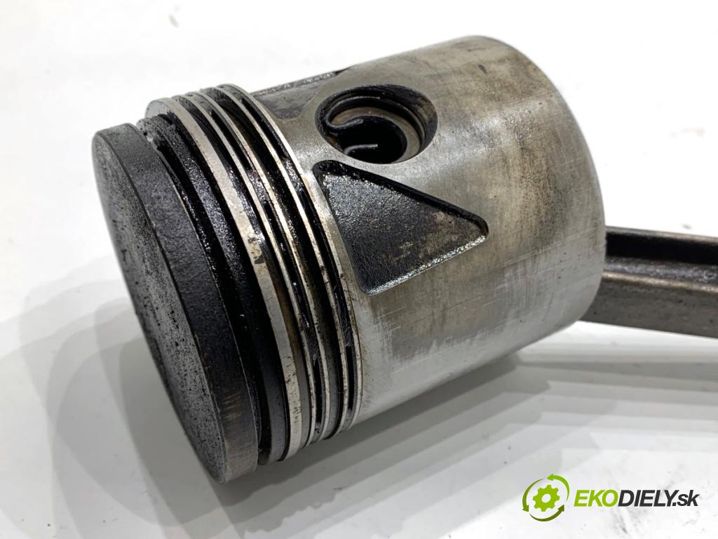 FSC   1996 51 kW 2.1 B 2120 PIEST: ojnica  (Piest)