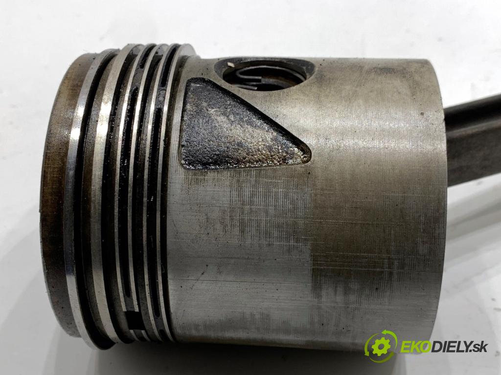 FSC   1996 51 kW 2.1 B 2120 PIEST: ojnica  (Piest)