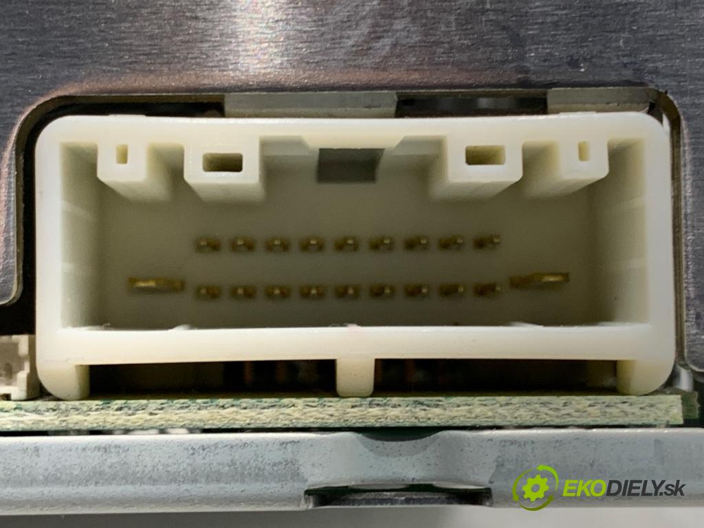 NISSAN QASHQAI J10 SUV 2008 78 kW 1.5 dCi 1461 RADIO 28185JD00A (Audio zariadenie)