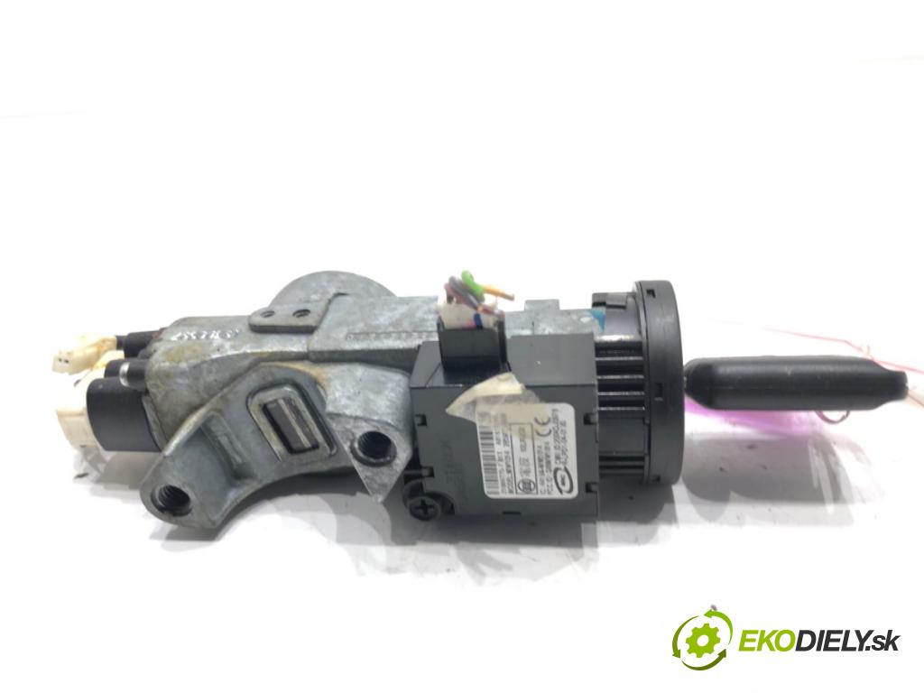 NISSAN QASHQAI J10 SUV 2008 78 kW 1.5 dCi 1461 spinačka N0502825 (Spínacia skrinka)