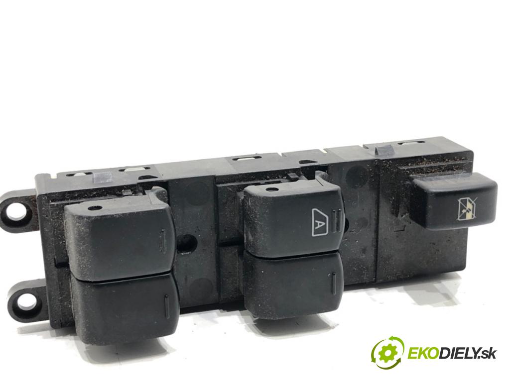 NISSAN QASHQAI J10 SUV 2008 78 kW 1.5 dCi 1461 Prepínač okien 25401JD00B (Prepínacie páčky pod volantom)