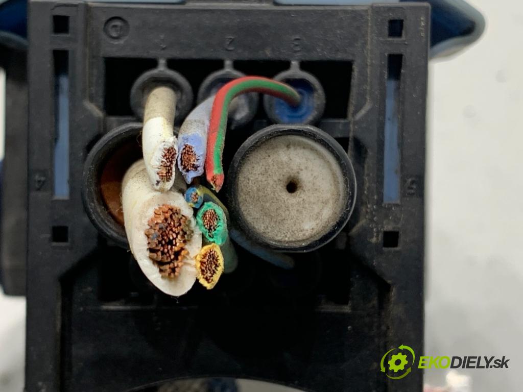 NISSAN QASHQAI J10 SUV 2008 78 kW 1.5 dCi 1461 relé sviečok žhavenia 9640469680 (Relé)