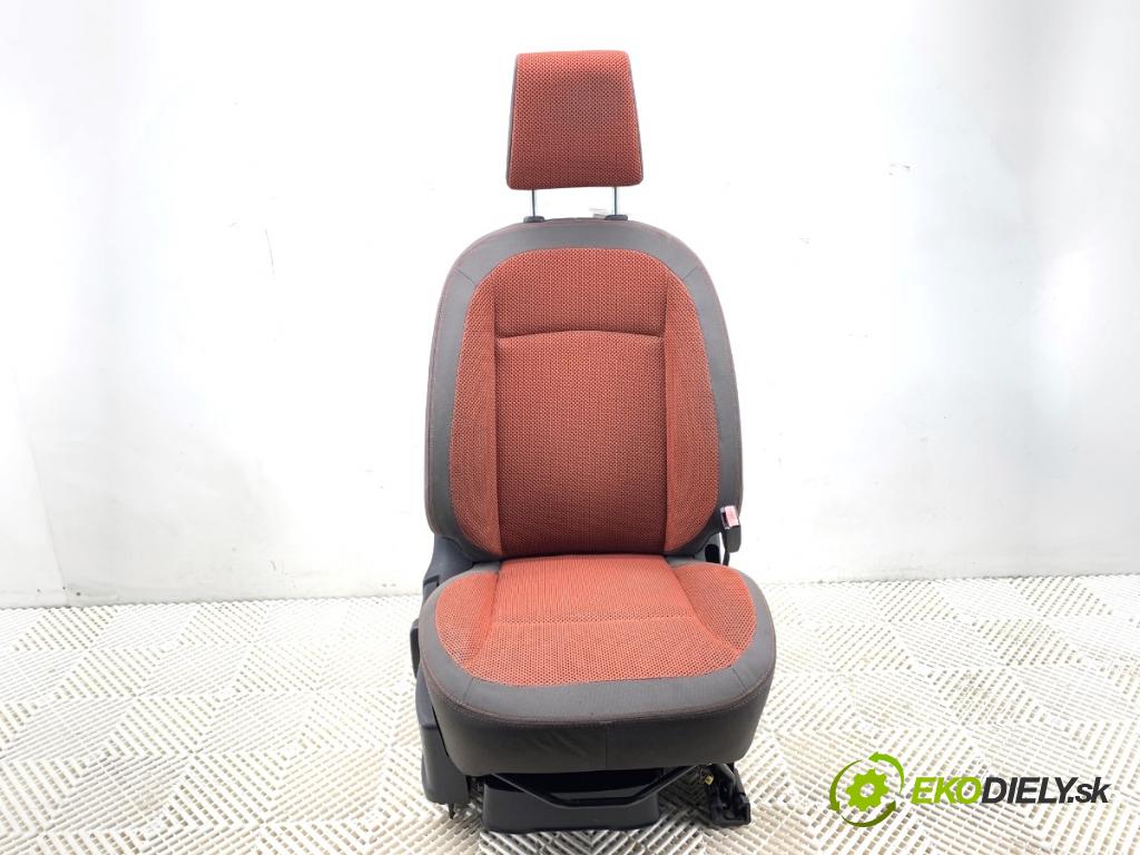 NISSAN QASHQAI J10 SUV 2008 78 kW 1.5 dCi 1461 Sedadlo pravy predný 