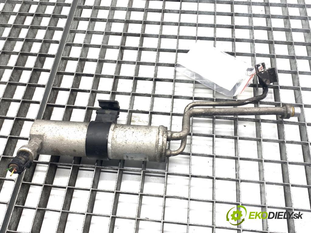 NISSAN QASHQAI J10 SUV 2008 78 kW 1.5 dCi 1461 rúrka klimatizace 988736X/A 7700417506E (Trubka klimatizace)