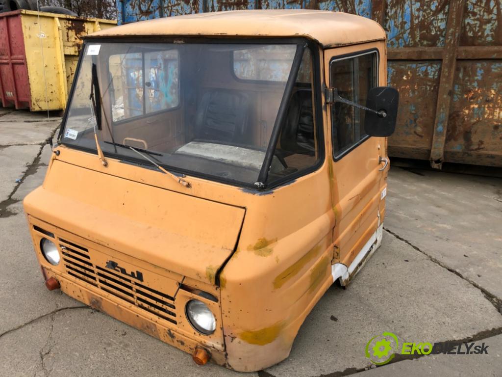 FSC   1985 51 kW 2.1 B 2120 kabína