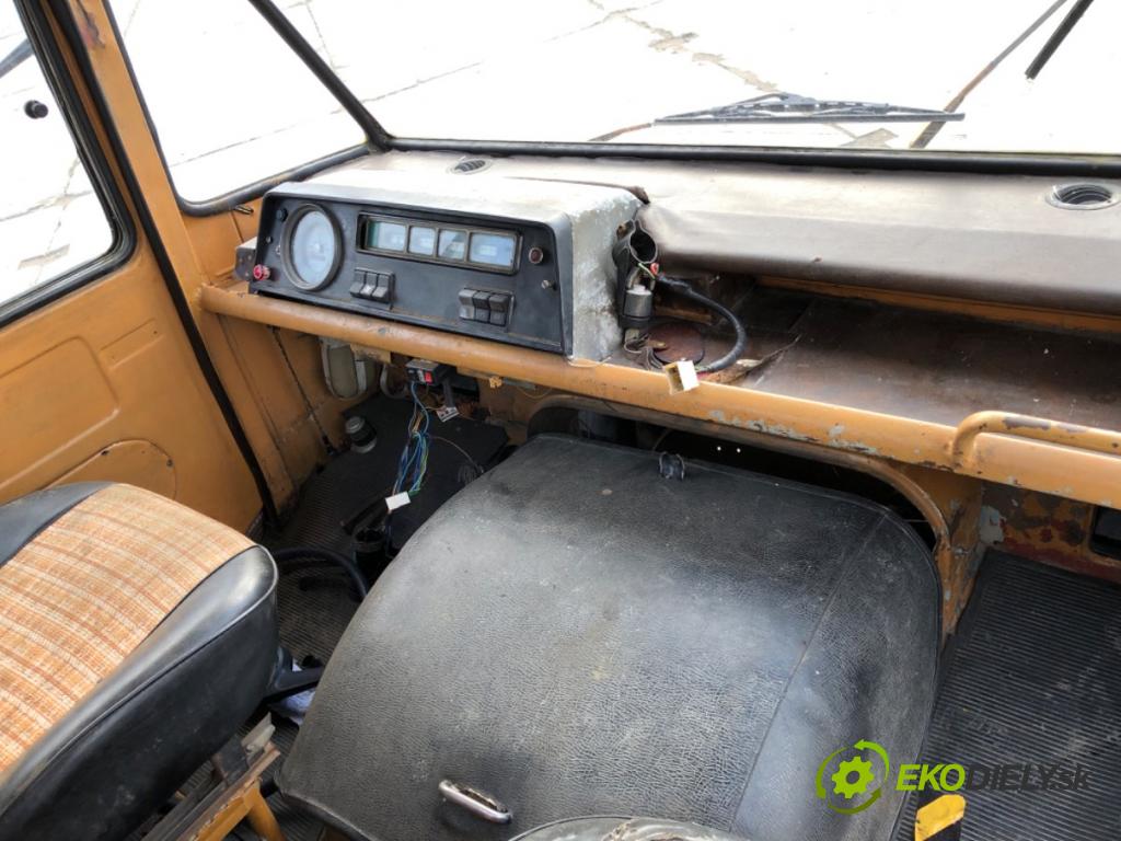 FSC   1985 51 kW 2.1 B 2120 kabína