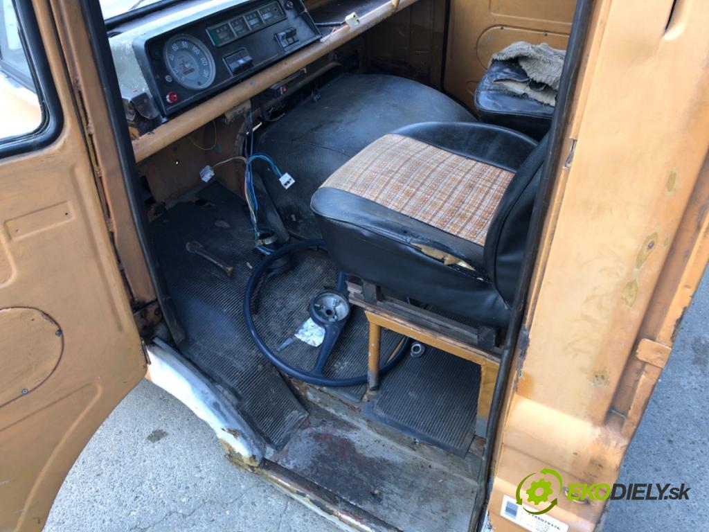 FSC   1985 51 kW 2.1 B 2120 kabína