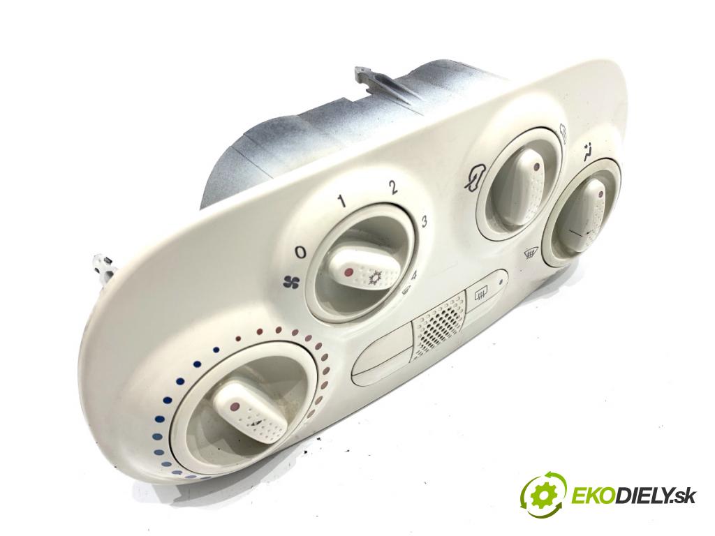 FIAT 500 liftback 2008 51 kW 1.2 (312AXA1A) 1242 Panel ovládania kúrenia  (Prepínacie páčky pod volantom)