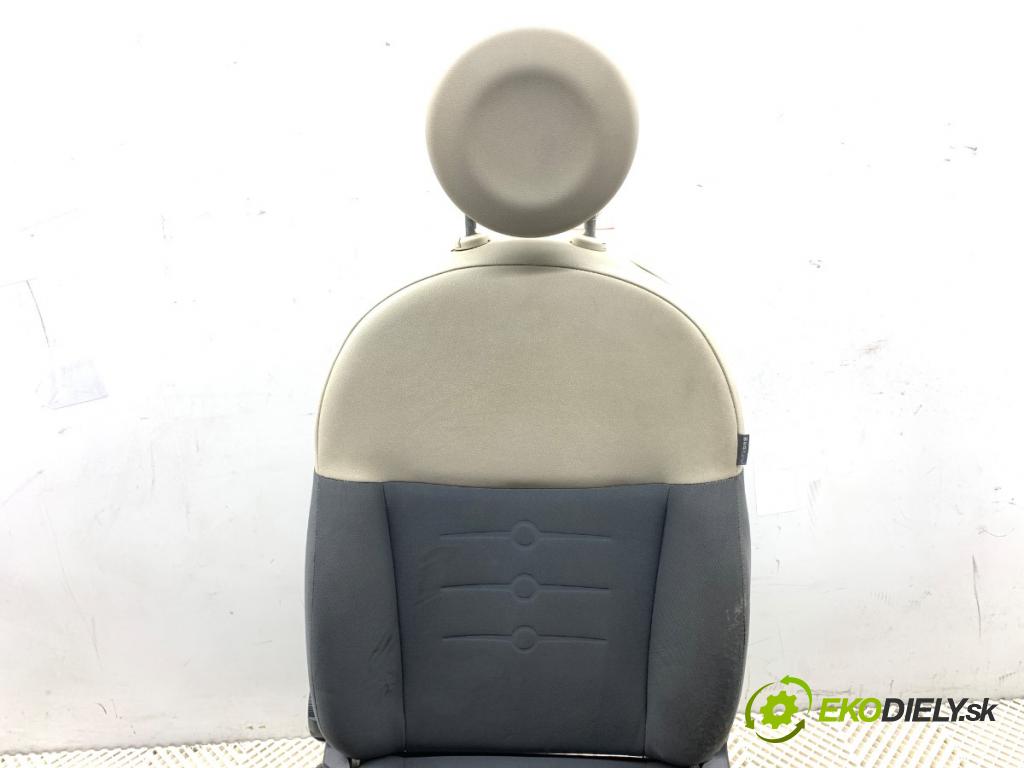 FIAT 500 liftback 2008 51 kW 1.2 (312AXA1A) 1242 Sedadlo ľavy predný
