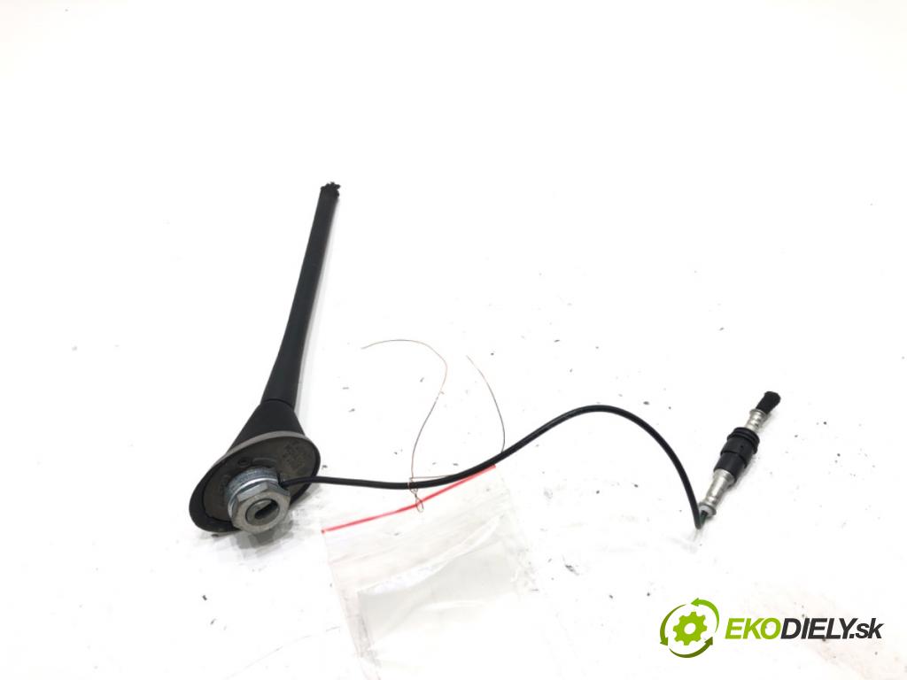 FIAT 500 liftback 2008 51 kW 1.2 (312AXA1A) 1242 ANTENA 51789234