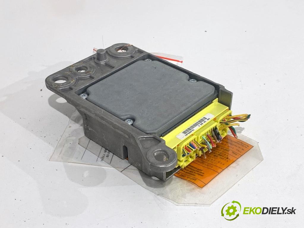 NISSAN NOTE E11 nadwozie wielkoprzestrzenne (MPV) 2009 65 kW 1.4 1386 senzor airbag 98820-9U10A (Snímač)