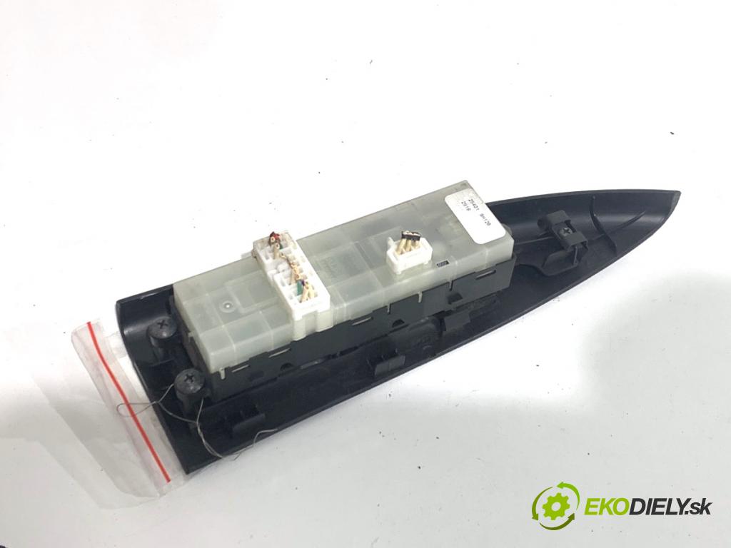 NISSAN NOTE E11 nadwozie wielkoprzestrzenne (MPV) 2009 65 kW 1.4 1386 Prepínač okien 25401-BH12B (Prepínacie páčky pod volantom)