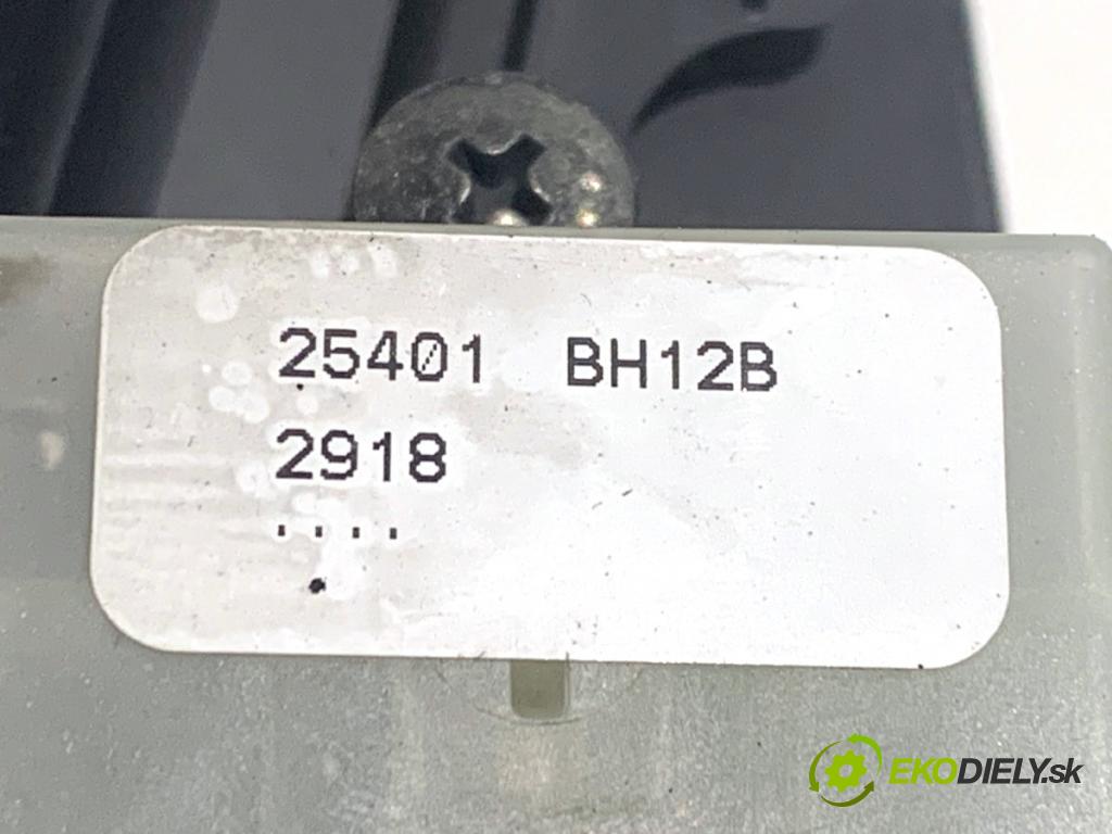 NISSAN NOTE E11 nadwozie wielkoprzestrzenne (MPV) 2009 65 kW 1.4 1386 Prepínač okien 25401-BH12B (Prepínacie páčky pod volantom)