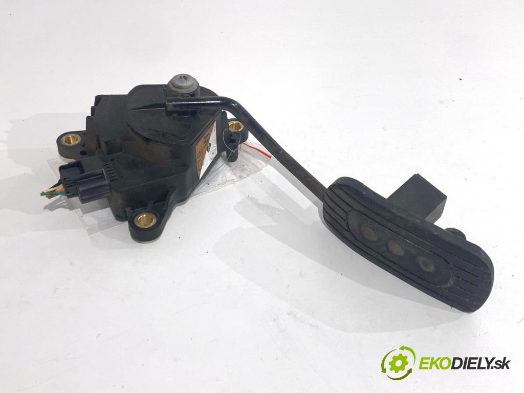 NISSAN NOTE E11 nadwozie wielkoprzestrzenne (MPV) 2009 65 kW 1.4 1386 potenciometr plynového pedálu  (Potenciometr plynového pedálu)