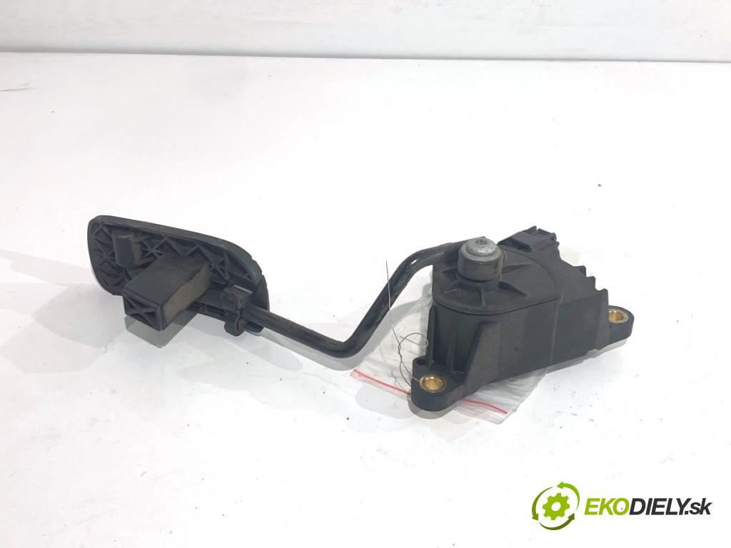 NISSAN NOTE E11 nadwozie wielkoprzestrzenne (MPV) 2009 65 kW 1.4 1386 potenciometr plynového pedálu  (Potenciometr plynového pedálu)