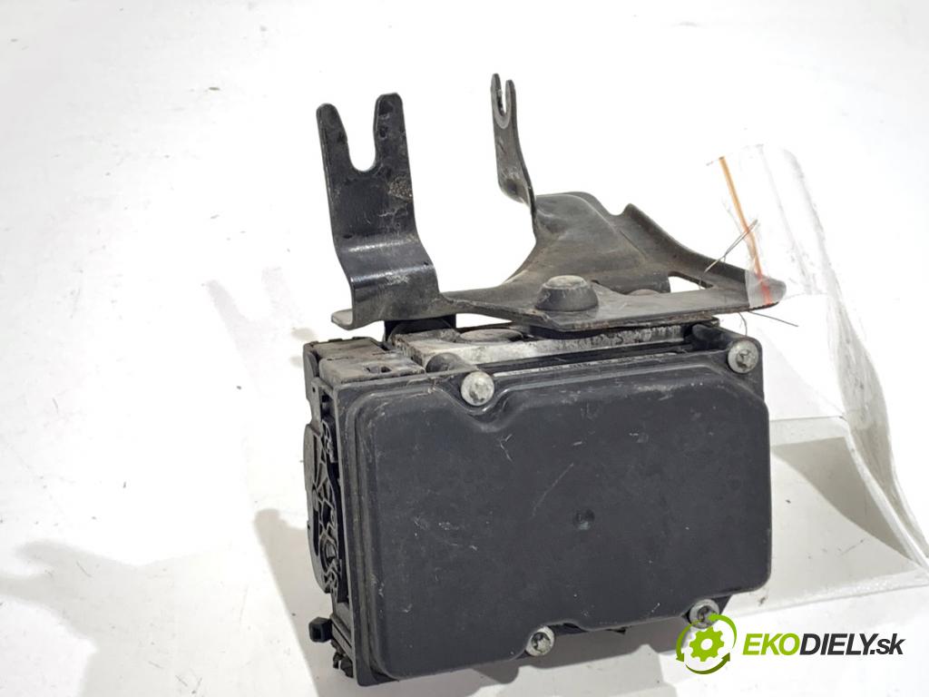 NISSAN NOTE E11 nadwozie wielkoprzestrzenne (MPV) 2009 65 kW 1.4 1386 pumpa ABS 47660-9U100 (Pumpa ABS)